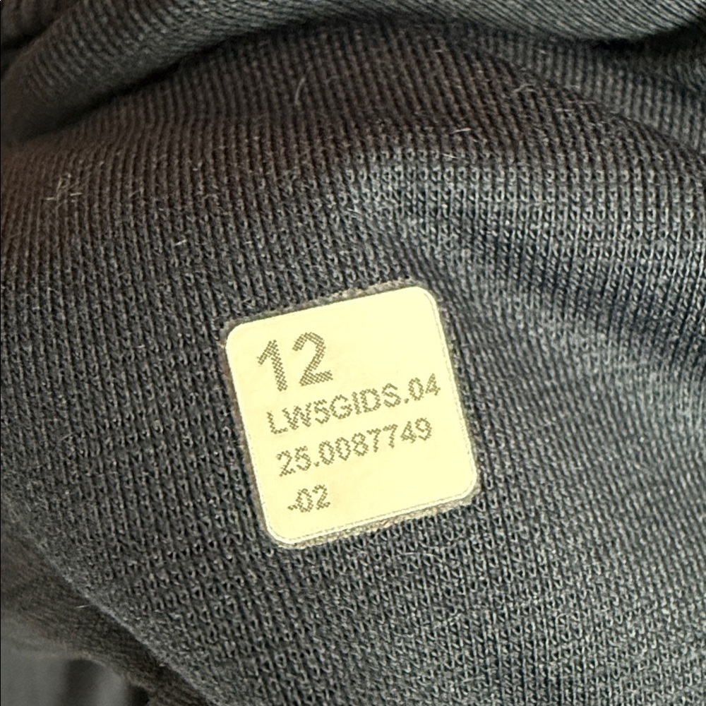 Lululemon Dance Studio Mid-Rise Pant *Short in True Navy Size 12 - Picture 6 of 7